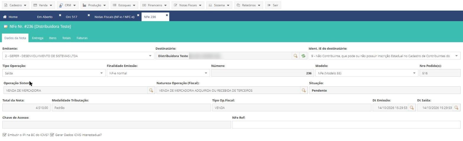 Tela de emissão de NF-e no GransoftWeb com emitente, destinatário, tipo de operação, finalidade, modelo 55, natureza da operação e número do pedido